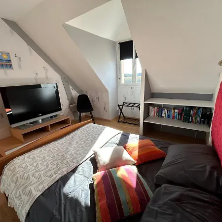 Maison Karmanor Panzió Monthoiron