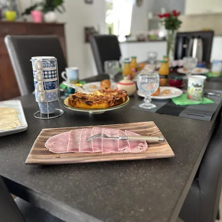 Bed & Breakfast Maison Karmanor *