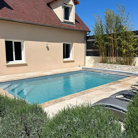 Bed & Breakfast Maison Karmanor 3*