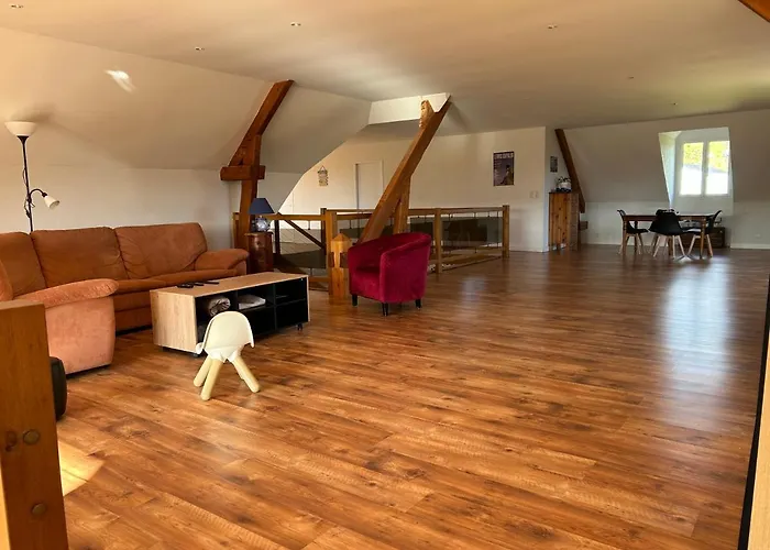 Bed & Breakfast Maison Karmanor 3*