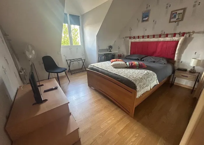 Bed and Breakfast Maison Karmanor Monthoiron