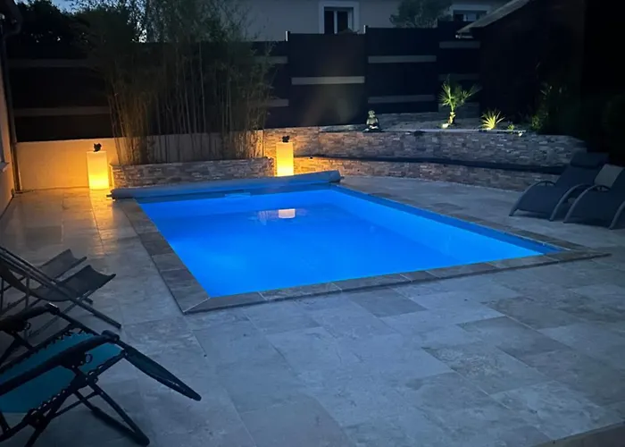 Bed and Breakfast Maison Karmanor